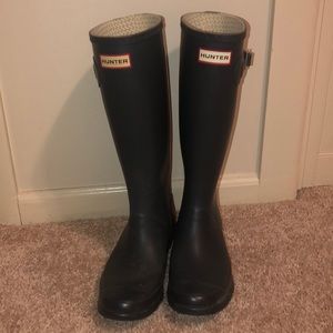 Hunter tall rain boots